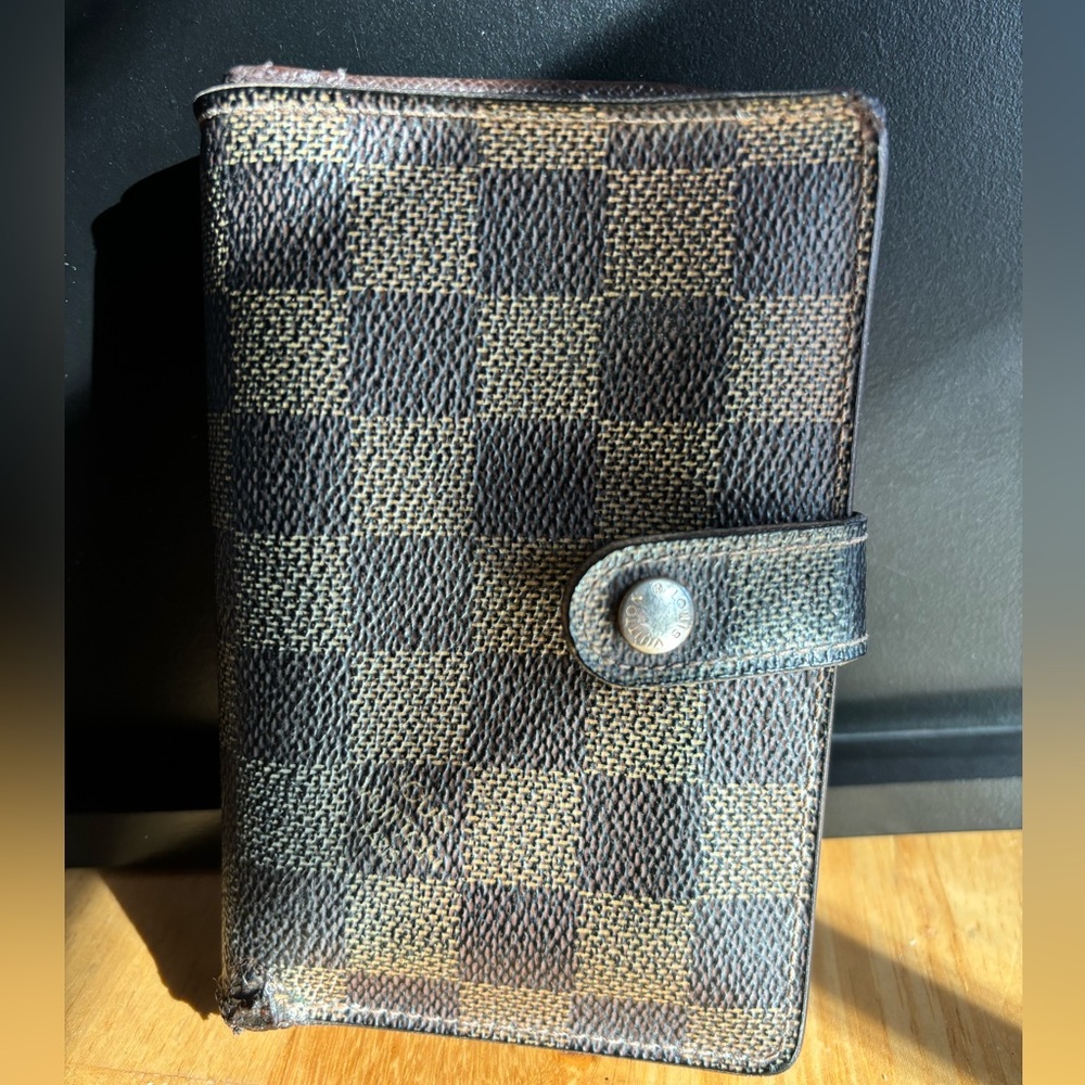 Louis Vuitton Damier Ebene wallet